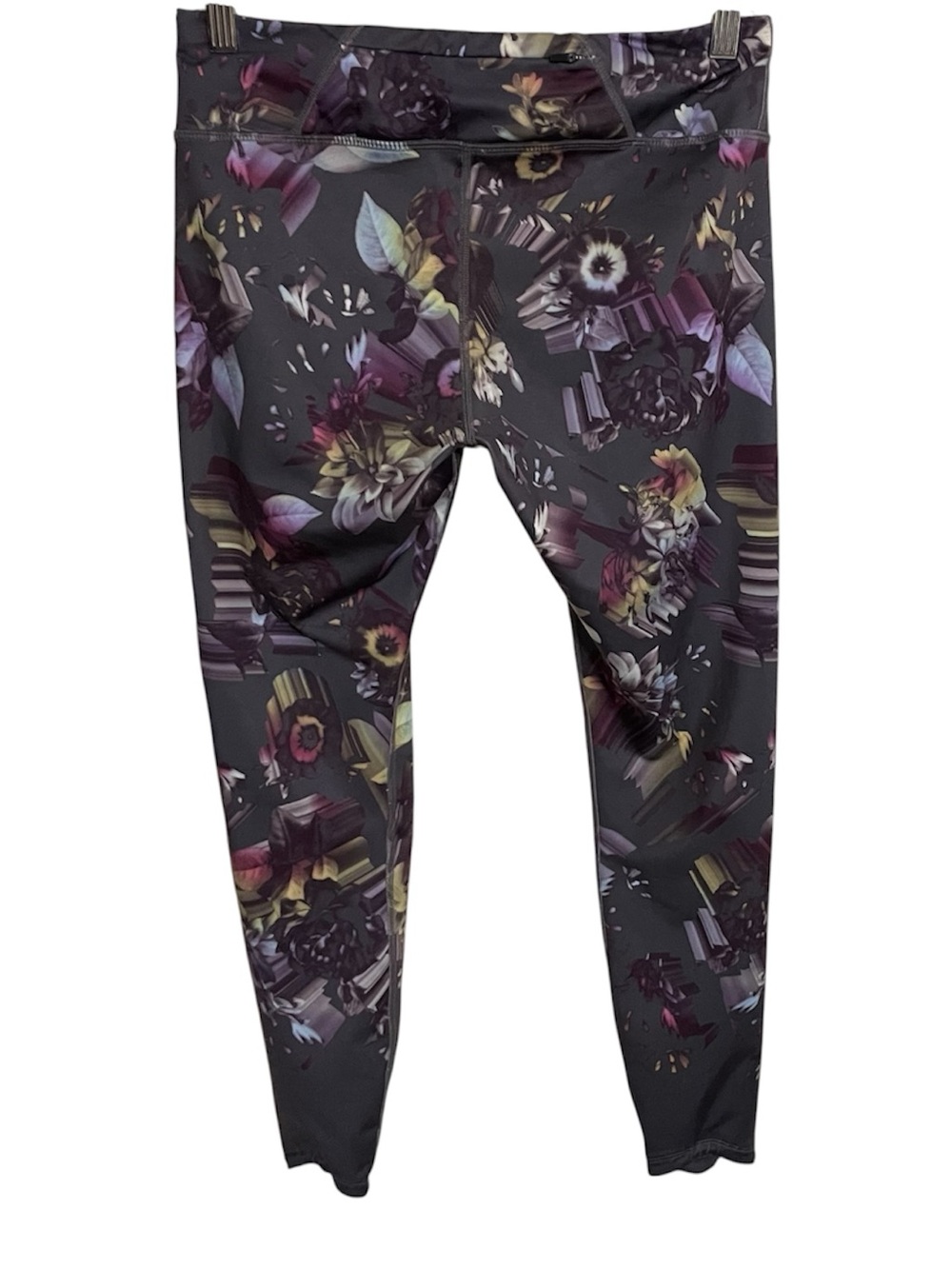 Nike Lux Floral Dri-Fit Print High-Rise Leggings - Picture 6 of 9